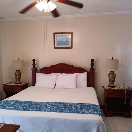 נגריל Rayon Hotel מראה חיצוני תמונה