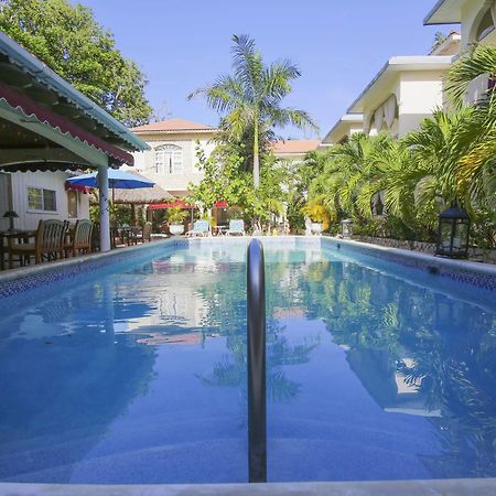 נגריל Rayon Hotel מראה חיצוני תמונה