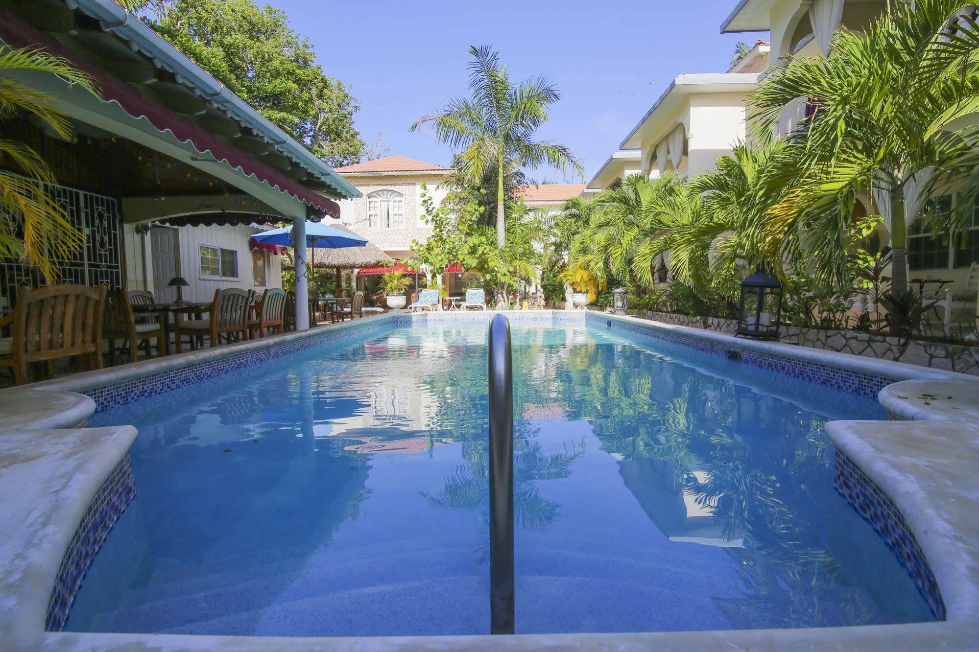 נגריל Rayon Hotel מראה חיצוני תמונה